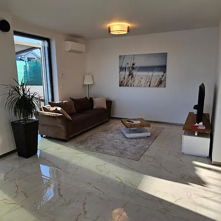 Vila Ferie Dunajska Luzna Esterno foto