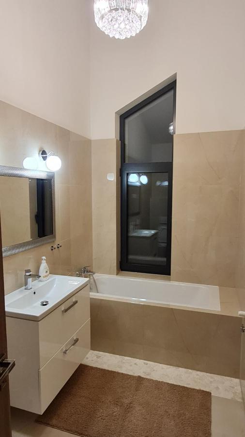 Ferie Apartment *